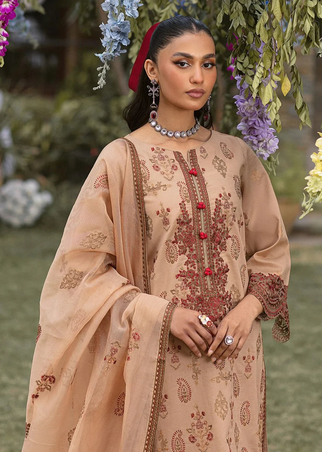 Mohagni | Muntazir Luxury Lawn 24 | CM-11