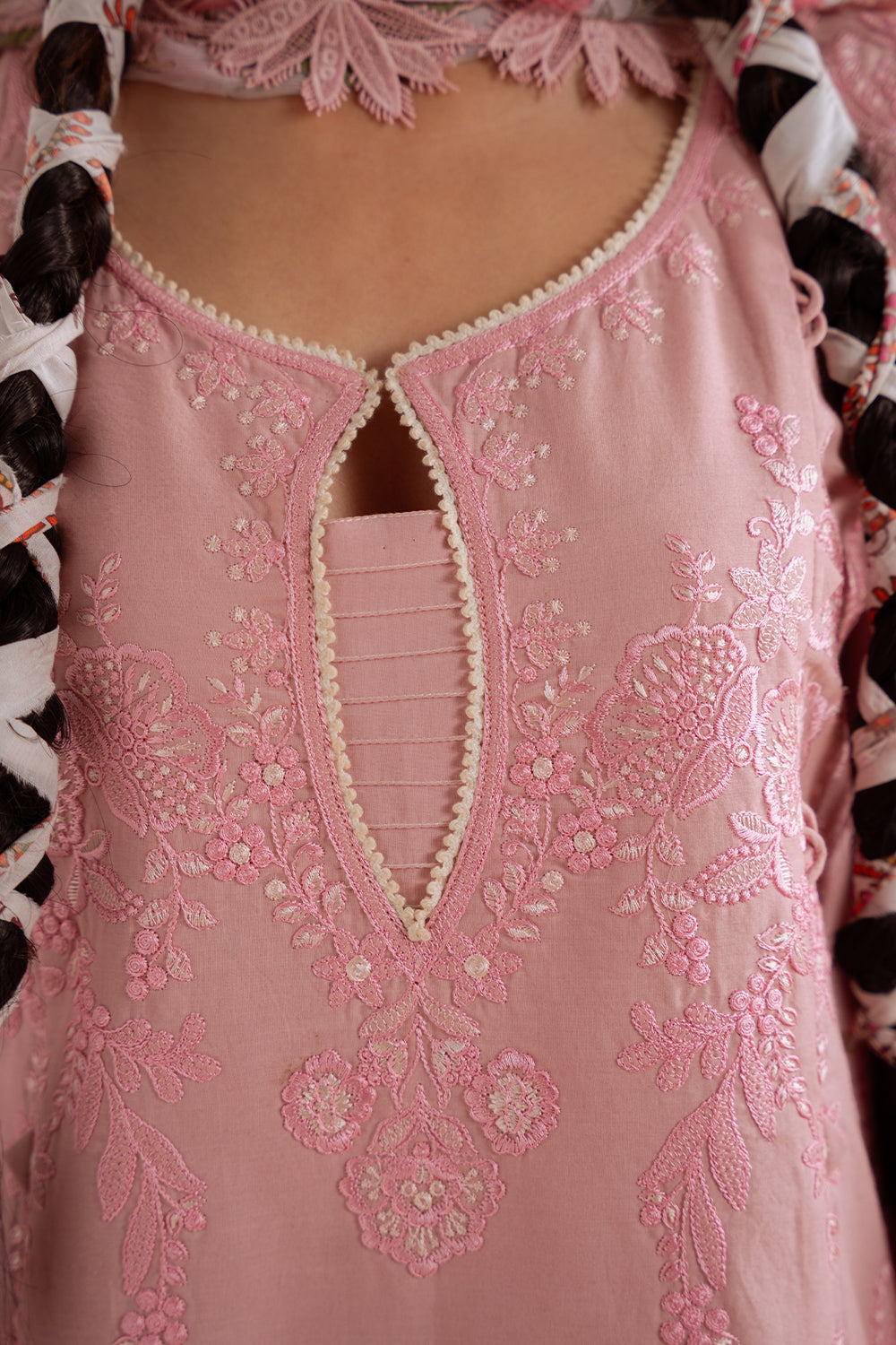 Saira Rizwan | Laanem Summer Lawn 25 | LEYLA-B-SRL25-04