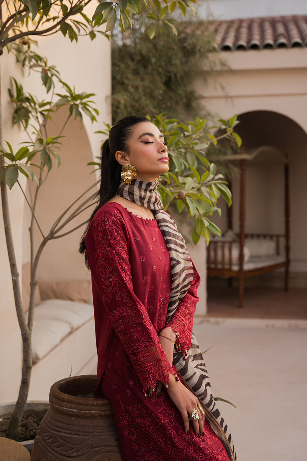 Neeshay | Symphony Luxury Lawn 24 | Cadence
