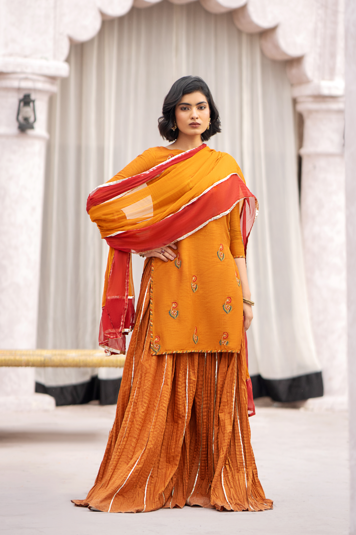 Erum Khan | Sakhiyan Formals | GULDAUDI - Official Erum Khan - Agha Fabrics UK