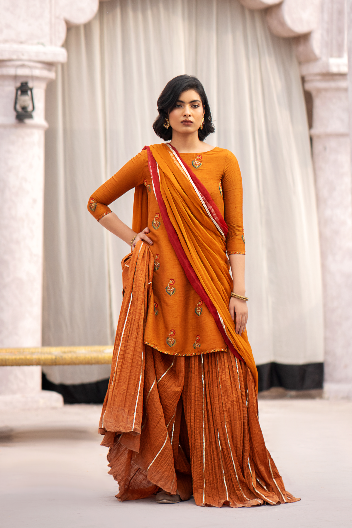 Erum Khan | Sakhiyan Formals | GULDAUDI - Official Erum Khan - Agha Fabrics UK