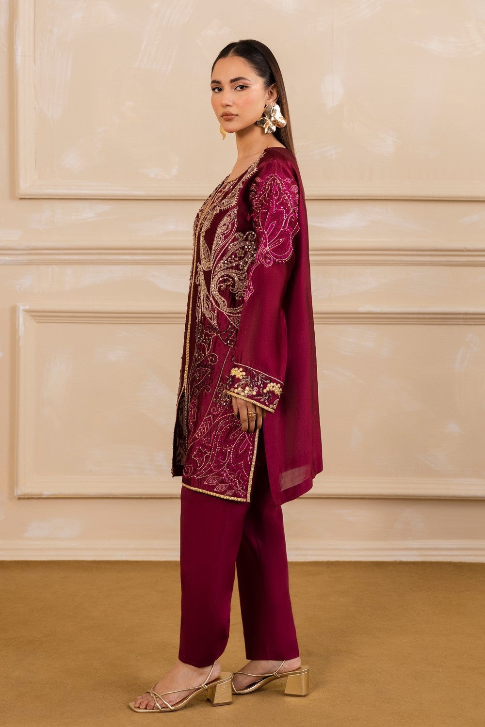 Maryum N Maria | Zaira Pret | OPHELIA