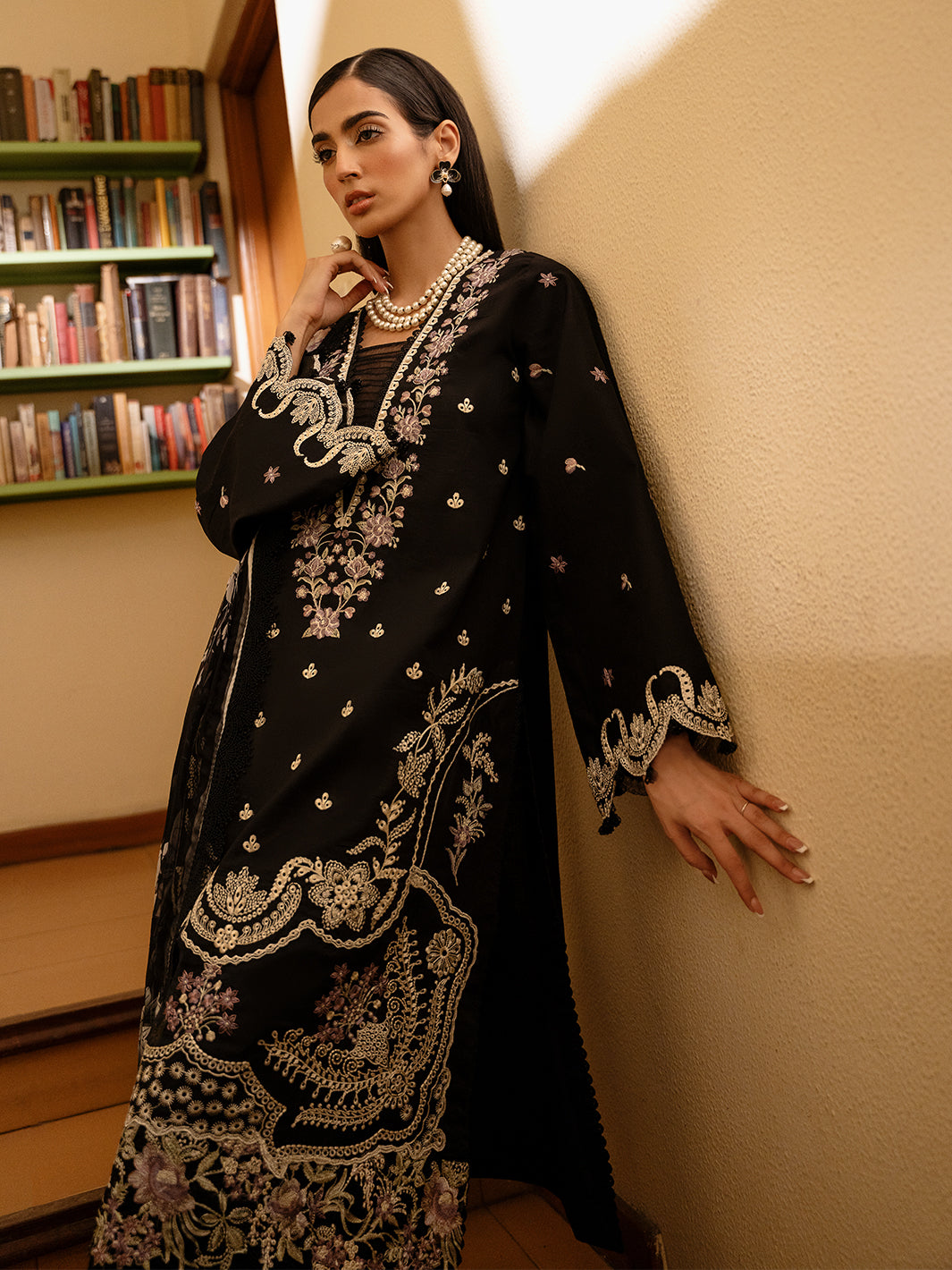 Izel | Dastak Luxury Lawn | QALAH