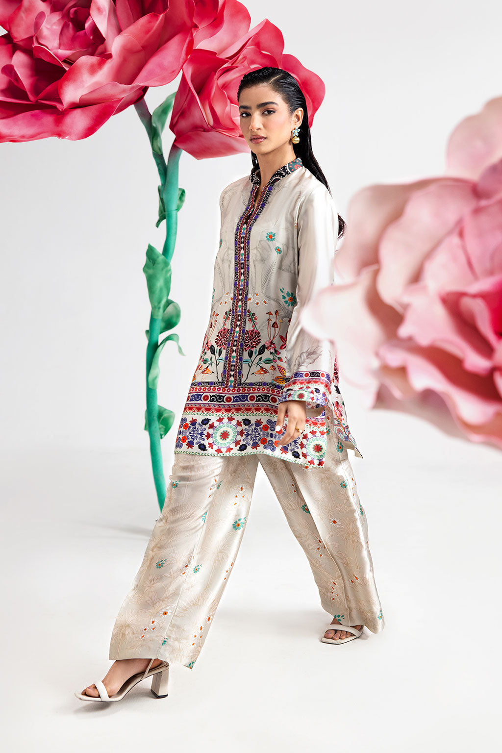 Afsanah | The Print Edit | IVORY FROST AP-108 - Official Afsanah - Agha Fabrics UK