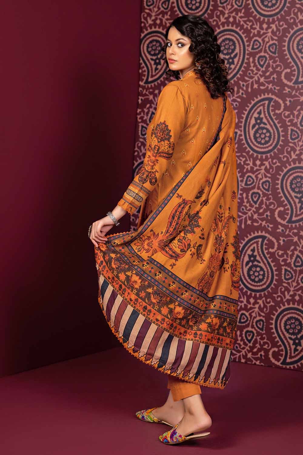 Gul Ahmed | Winter Collection 24 | Suit K-32006 - Official Gul Ahmed - Agha Fabrics UK