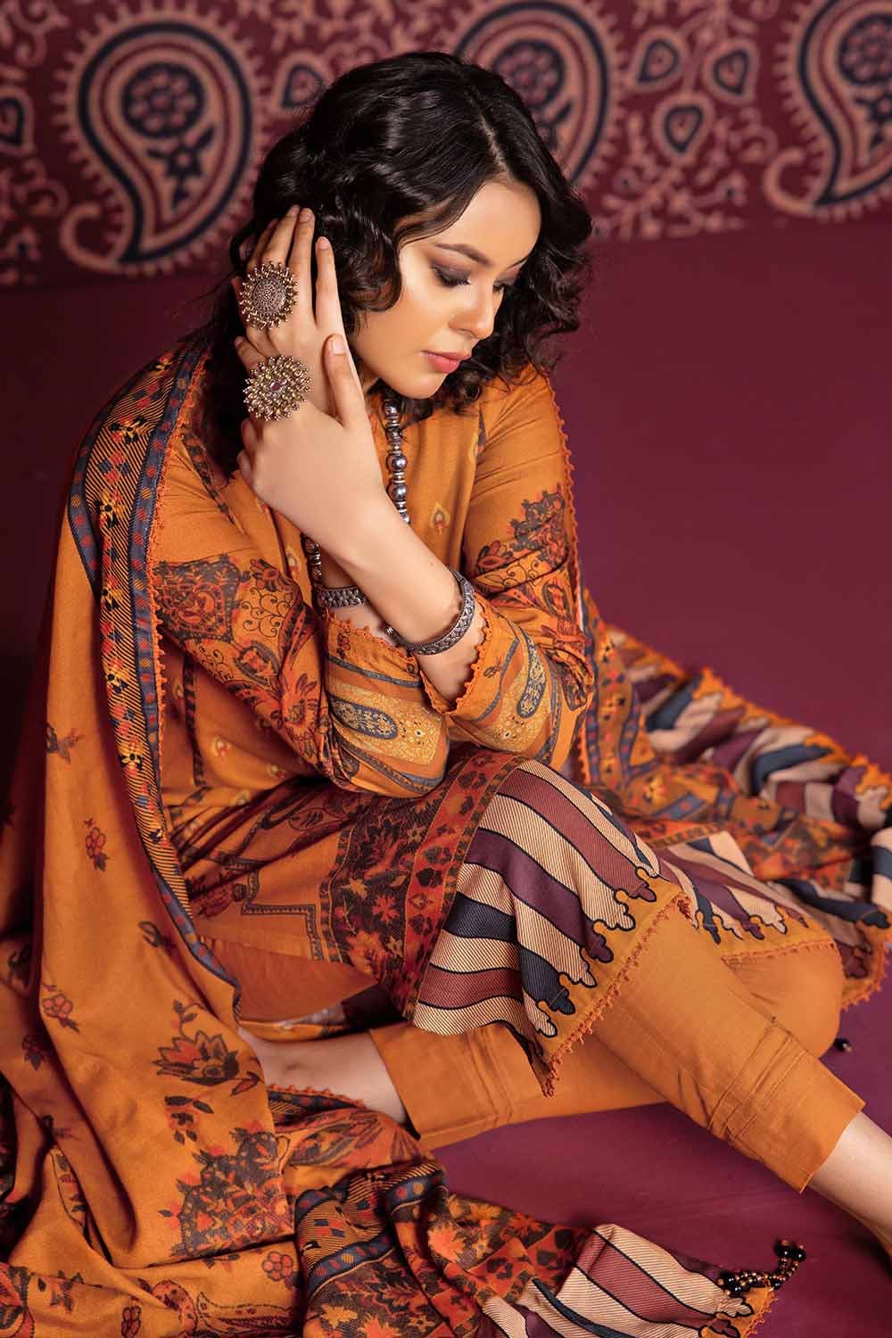 Gul Ahmed | Winter Collection 24 | Suit K-32006 - Official Gul Ahmed - Agha Fabrics UK