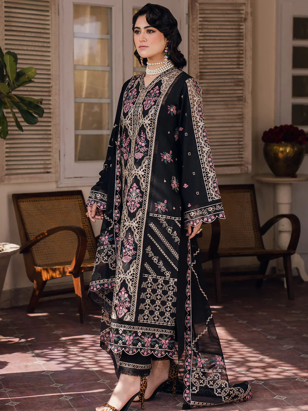 Bin Ilyas | Naqsh Luxury Lawn | Esra - Official Bin Ilyas - Agha Fabrics UK