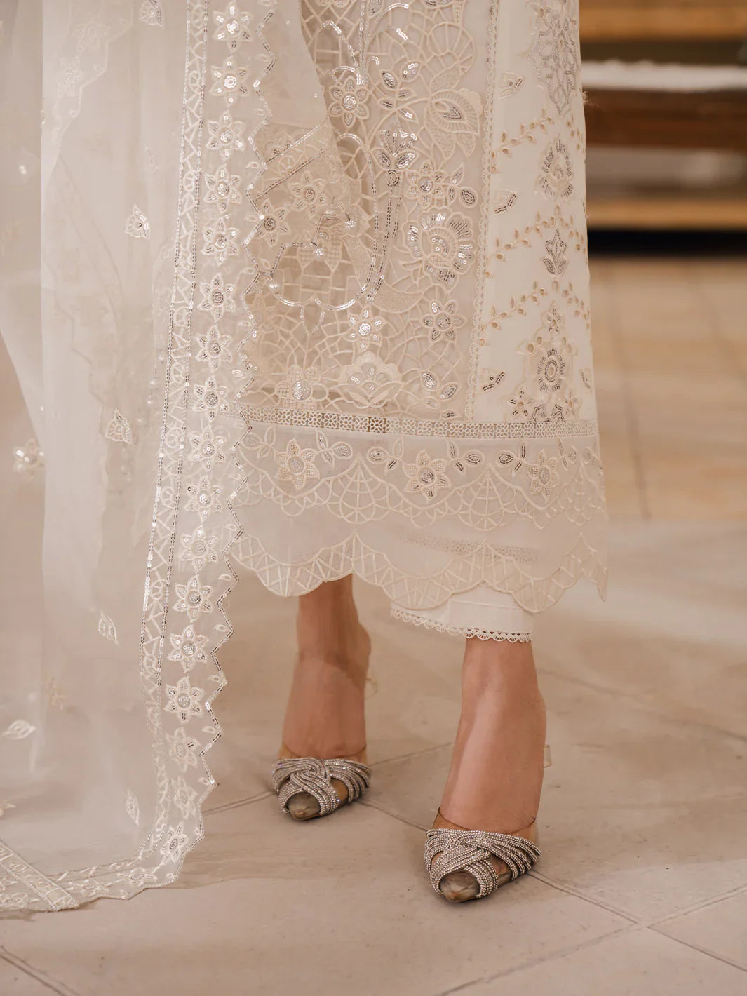 Bin Ilyas | Naqsh Luxury Lawn | Laira - Official Bin Ilyas - Agha Fabrics UK