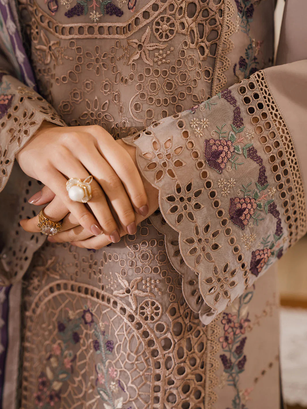 Bin Ilyas | Naqsh Luxury Lawn | Sorin - Official Bin Ilyas - Agha Fabrics UK