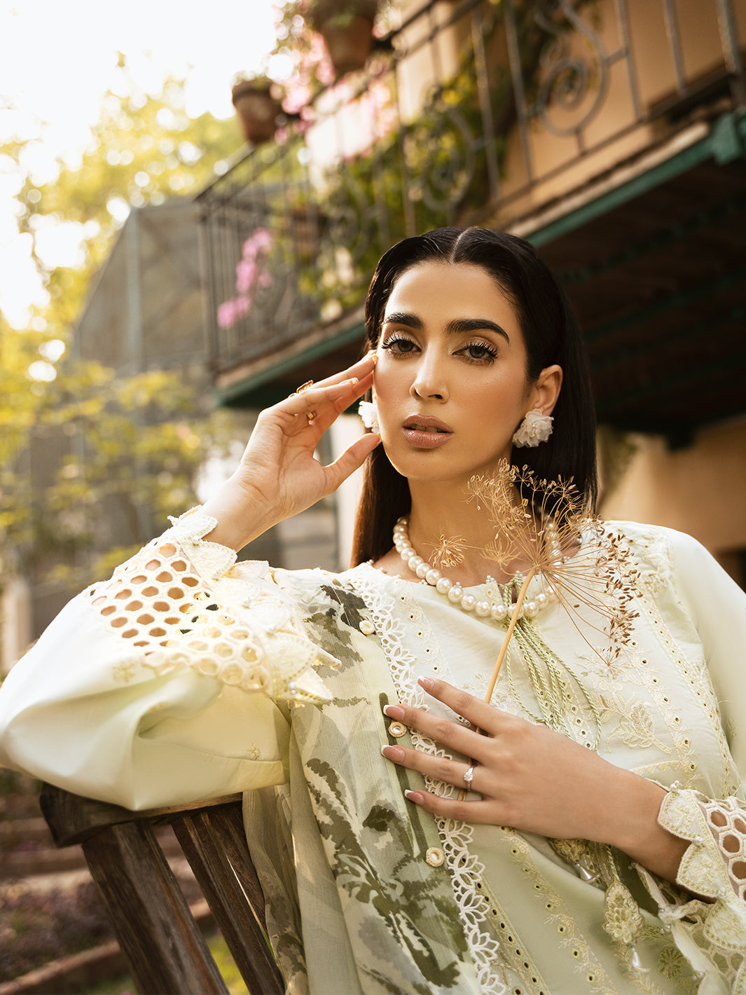 Izel | Dastak Luxury Lawn | SIRAA