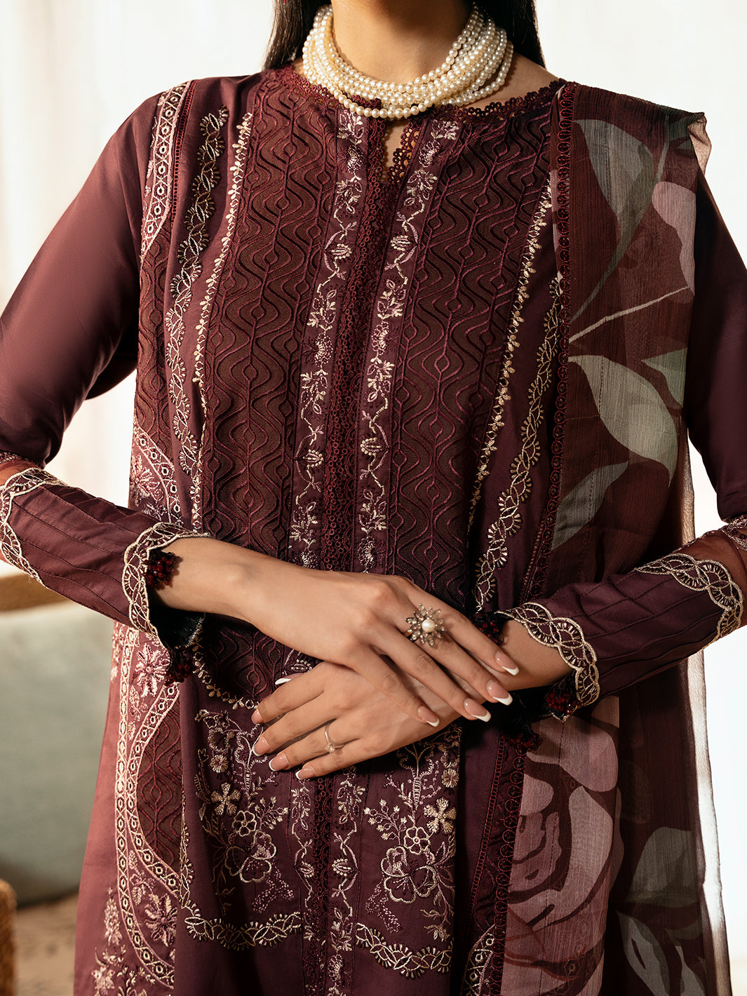 Izel | Dastak Luxury Lawn | TABEER