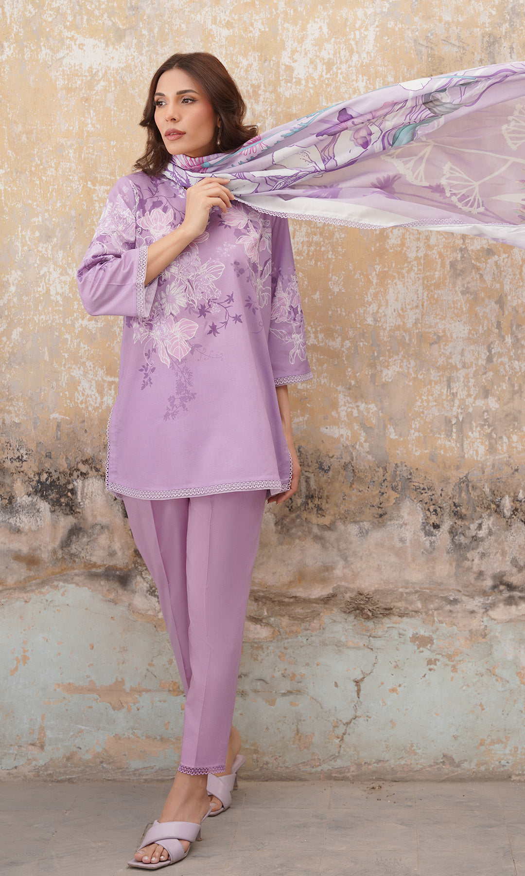 Sahar | Selene Vol 2 | Lilac Muse