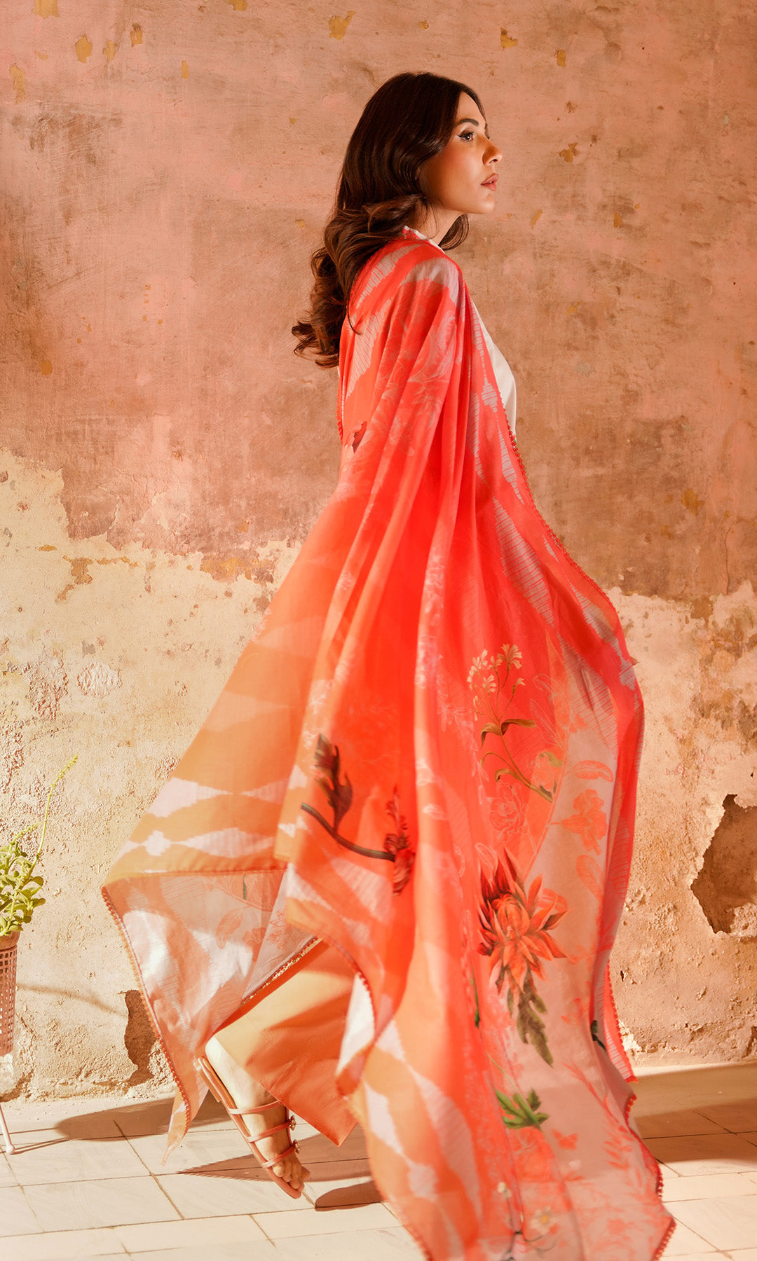 Sahar | Selene Vol 2 | Scarlet Coral