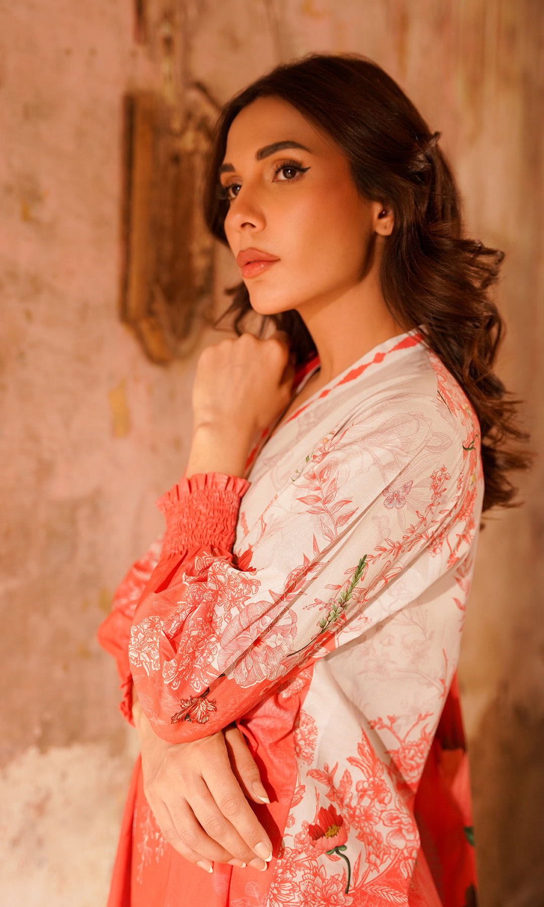 Sahar | Selene Vol 2 | Scarlet Coral