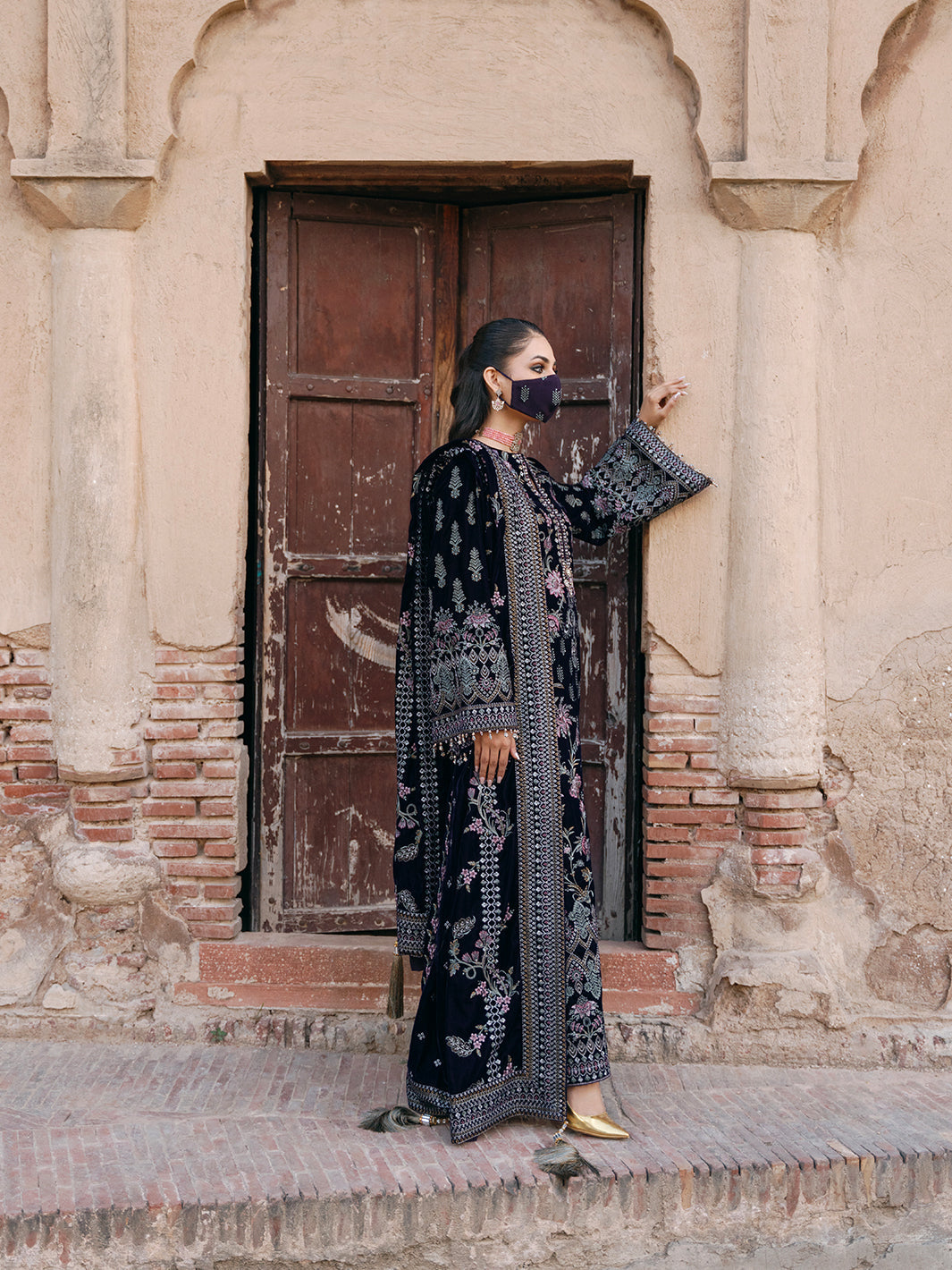 Flossie | Siara Velvet Formals | V-104 - A - Official Flossie - Agha Fabrics UK