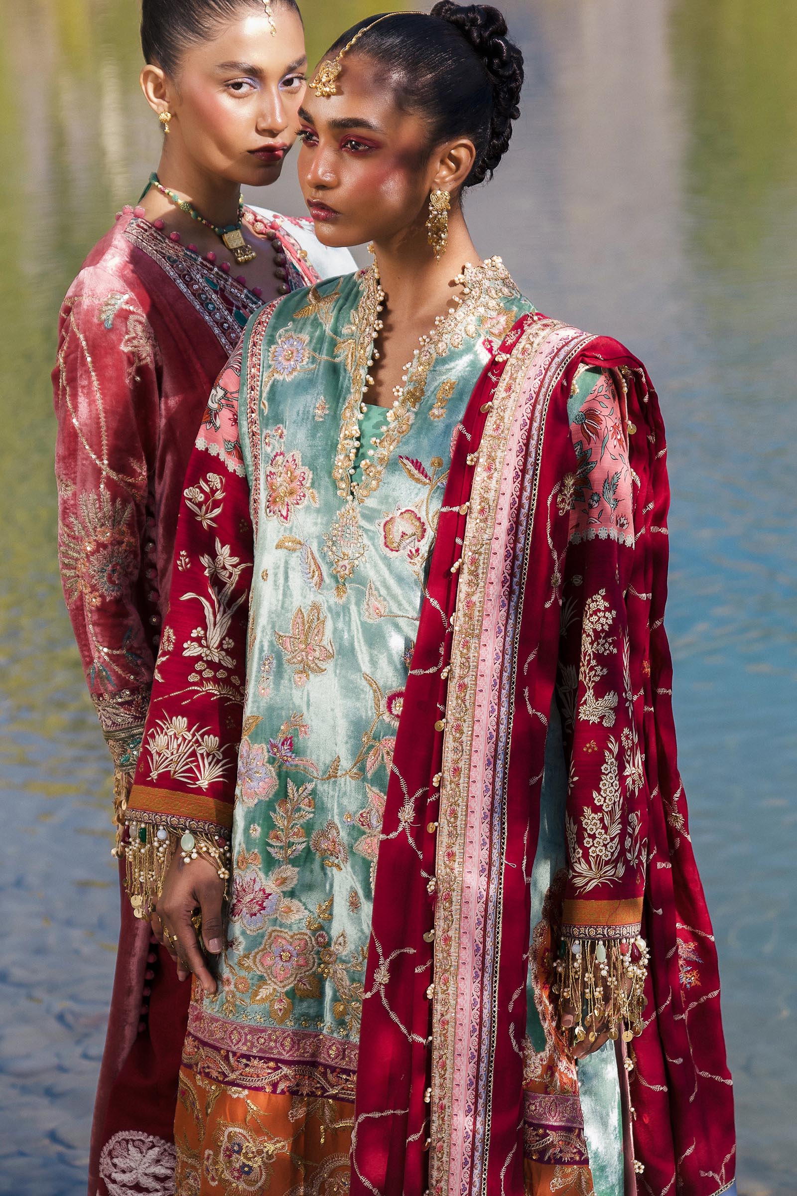 Sana Safinaz | Winter Shawl 24 | V241-006-3CP - Official Sana Safinaz - Agha Fabrics UK