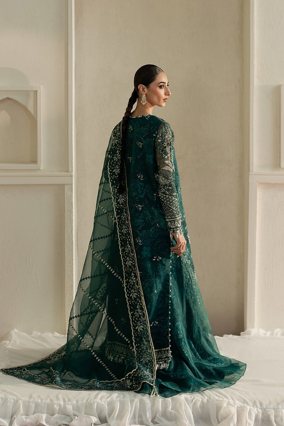 Ayzel | Pehli Nazar 25 | Nazrana