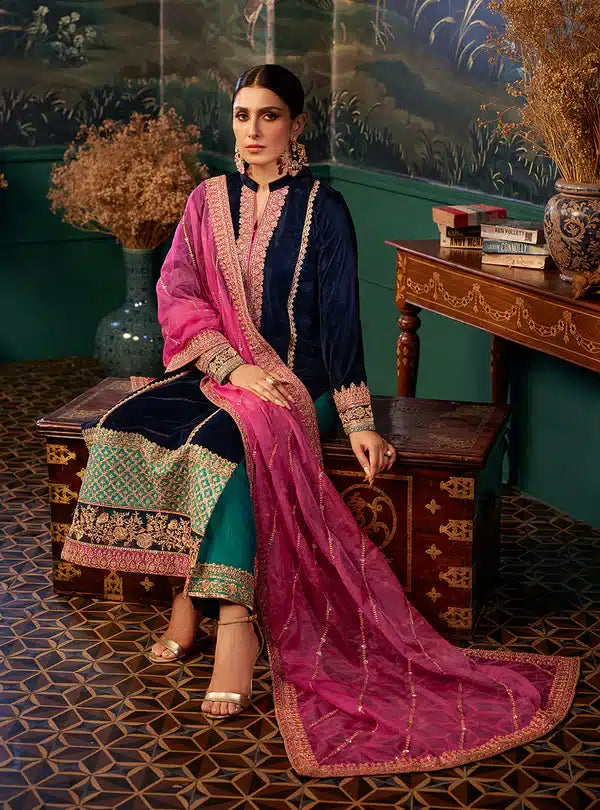 Zainab Chottani | Luxury Velvet Collection 23 | Amira - Official Zainab Chottani - Agha Fabrics UK