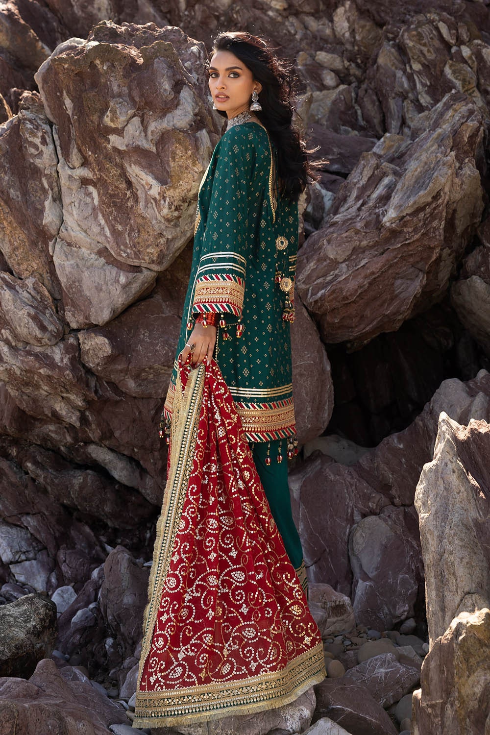 Gul Ahmed | Chunri Lawn 25 | BM-52024