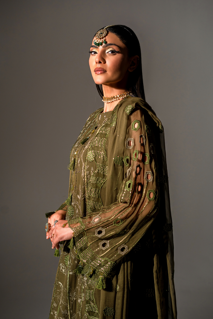 Zebtan | Aura Formals | AR-03