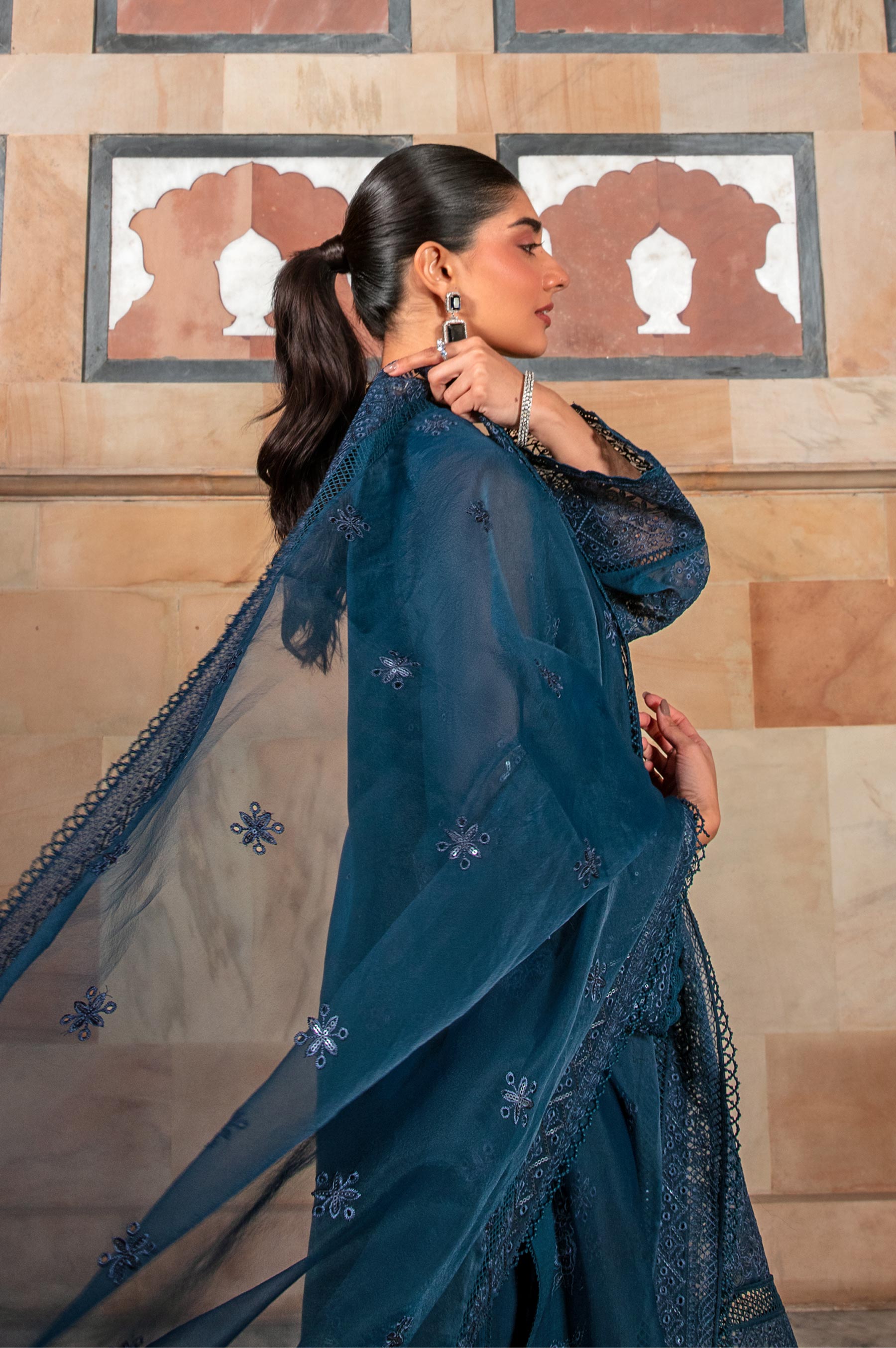 Zeen | Azalea Collection | Klara